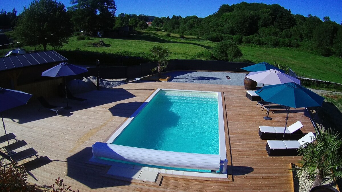 L'Ecrin du Breuil-Chalet Le Rocher Piscine按摩浴缸