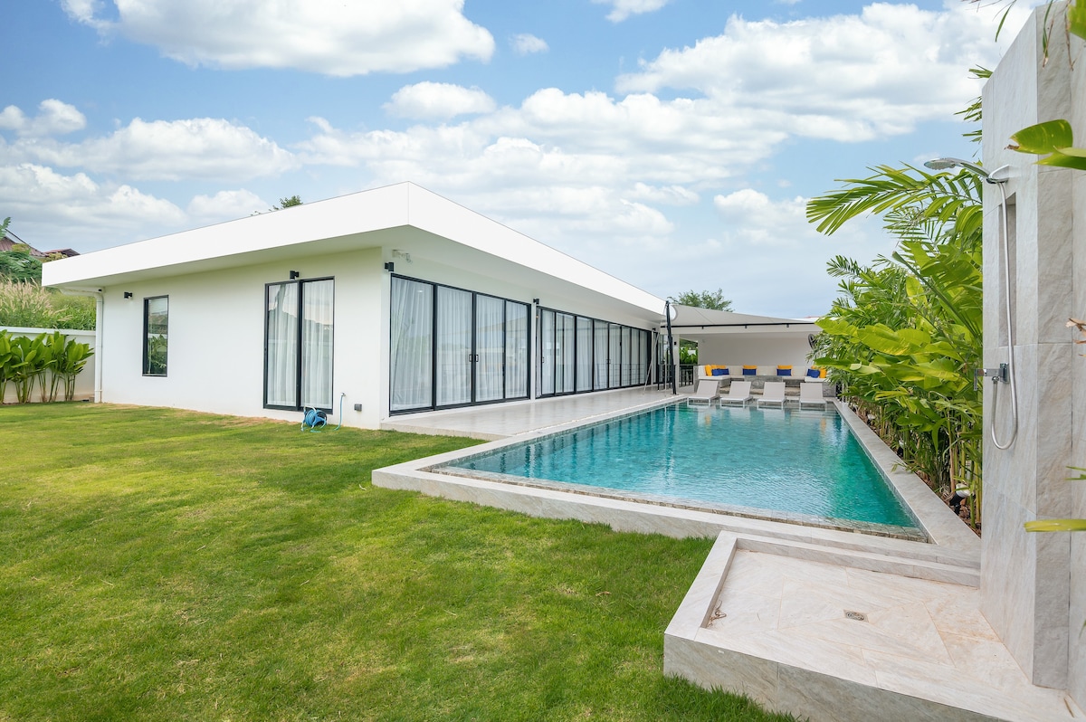 Villa Victor, 4 chambres de luxe, piscine, à Rawai