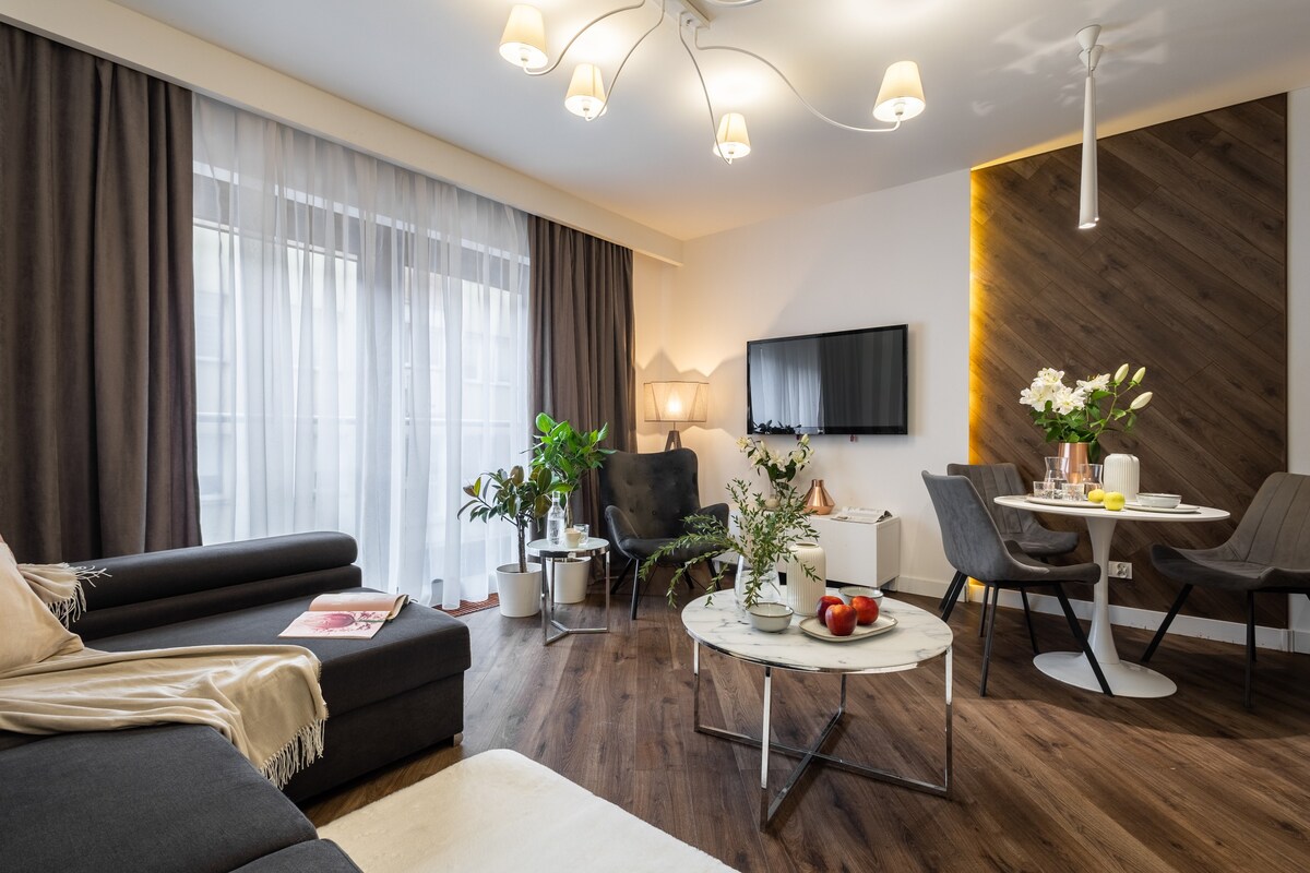 APARTAMENT TYPU STUDIO DLA 4 OSÓB UL.KRAWIECKA