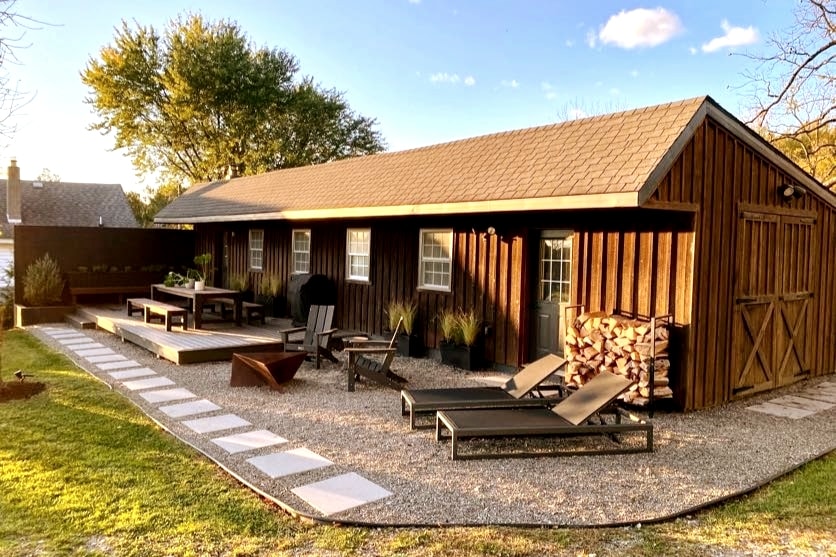 Mid-Century Cabin at Old Harmony Farm