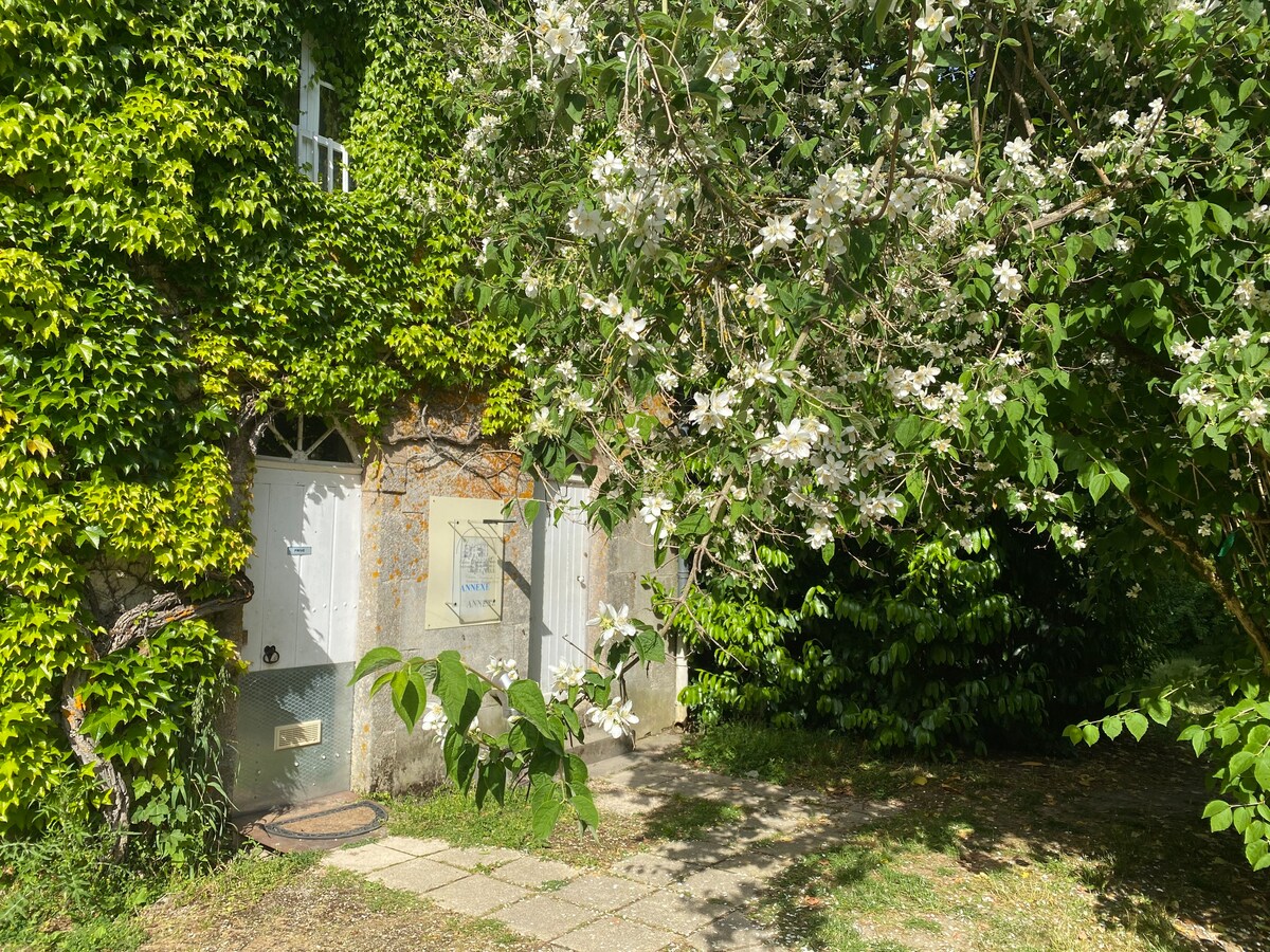 Guesthouse Annexe at the Château Domaine du Fan