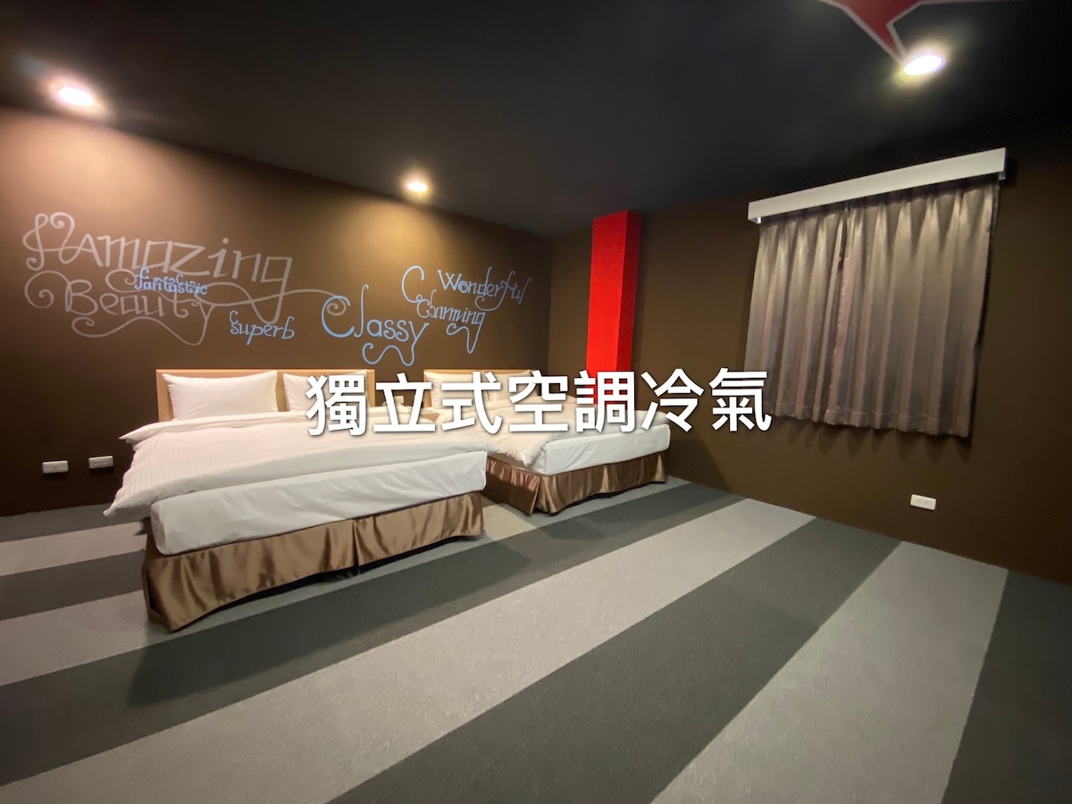 JS Hotel-藝術四人房