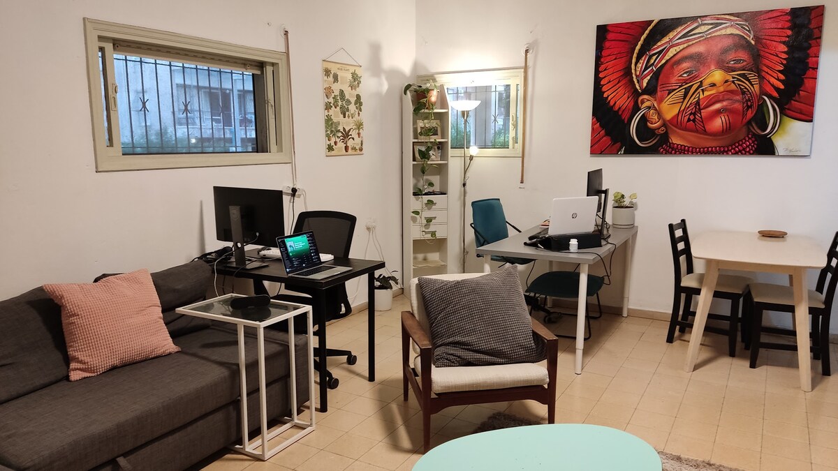 ***Lovely & spacious apartament in Rabin Square***