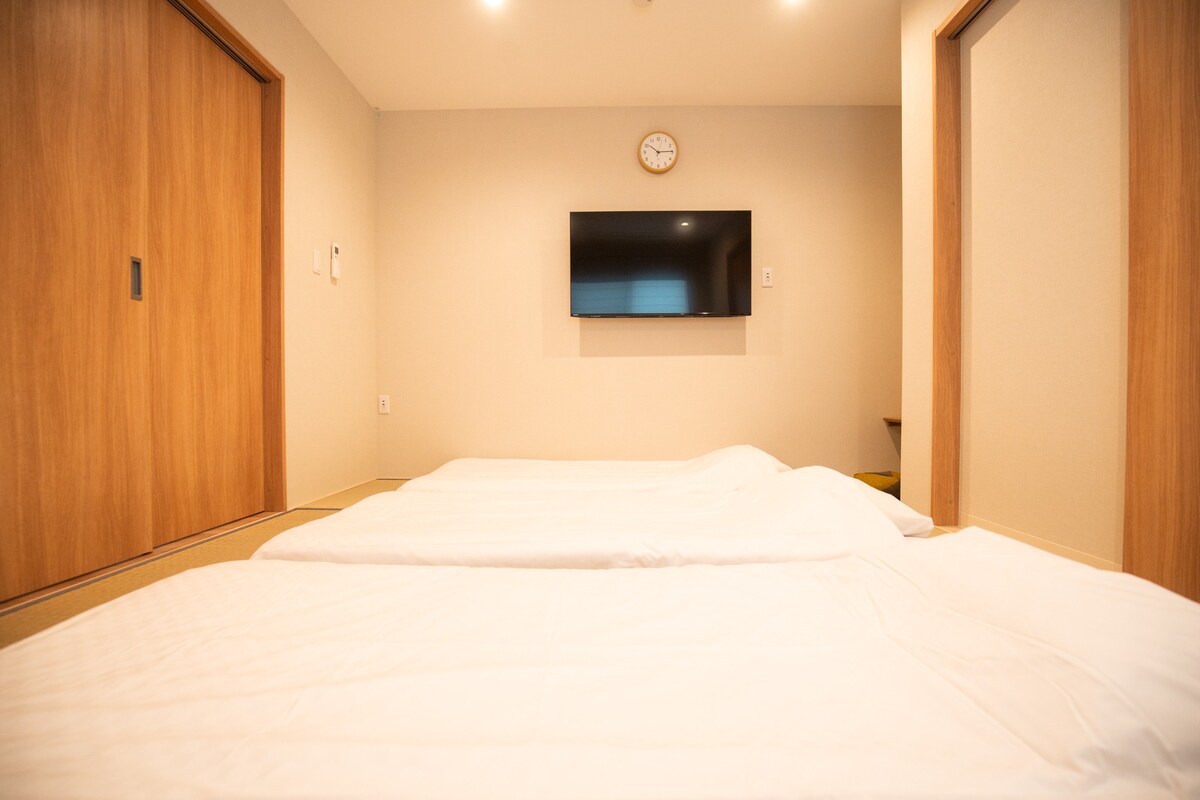 卫生间Magnolia A02新建日式现代酒店，步行5分钟即可抵达五条站和东本名寺（ Higashi Honganji Temple ） ，步行15分钟即可抵达京都站