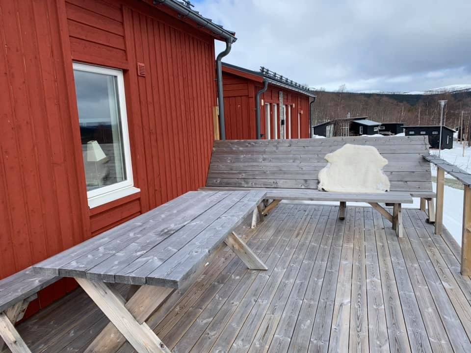 Modern fjällstuga med ski in-ski out läge.