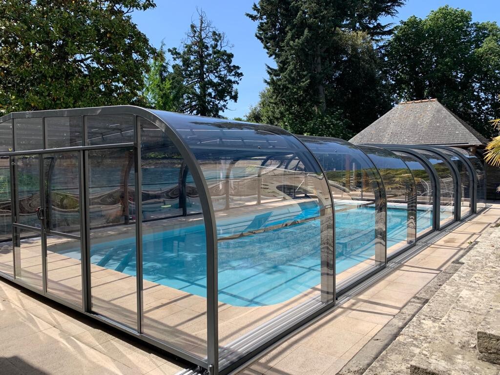 Hébergement grand confort avec piscine et parc