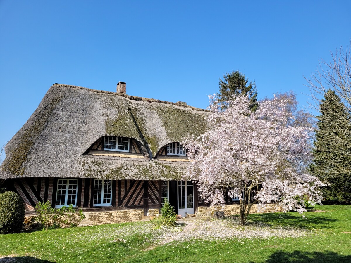 Chaumière ，带加热泳池和大型花园