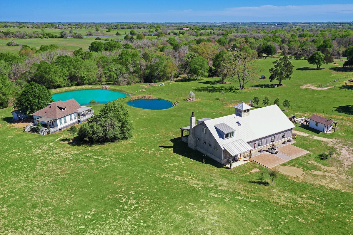 Brenham-Home/Barn amazing place to Stay!  Love it!