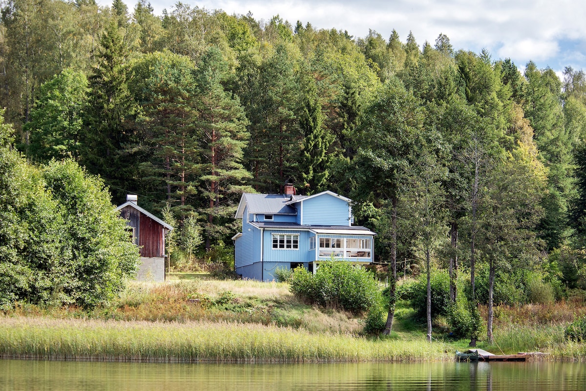 瑞典湖滨别墅