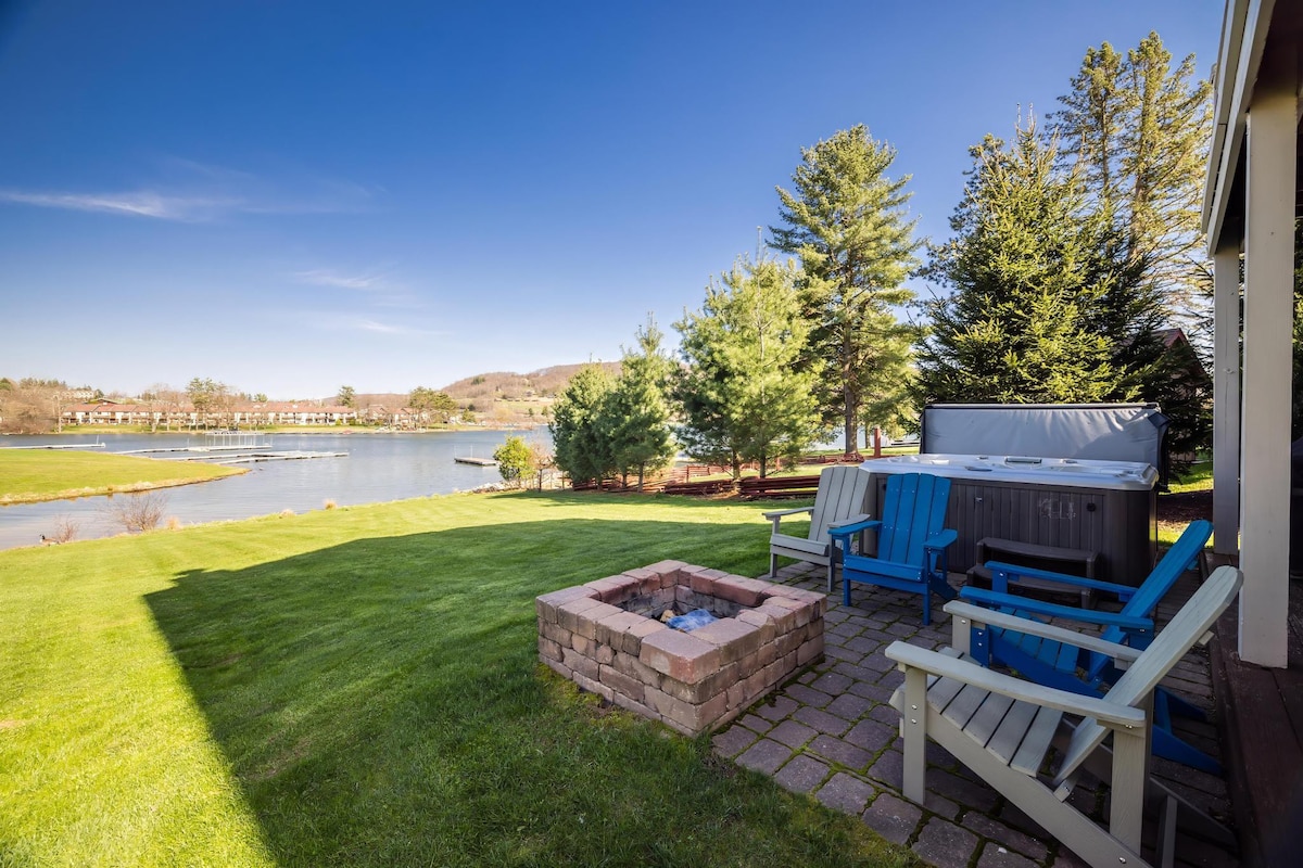 Lake Front Home w/ Hot Tub & Firepit, walk to Wisp