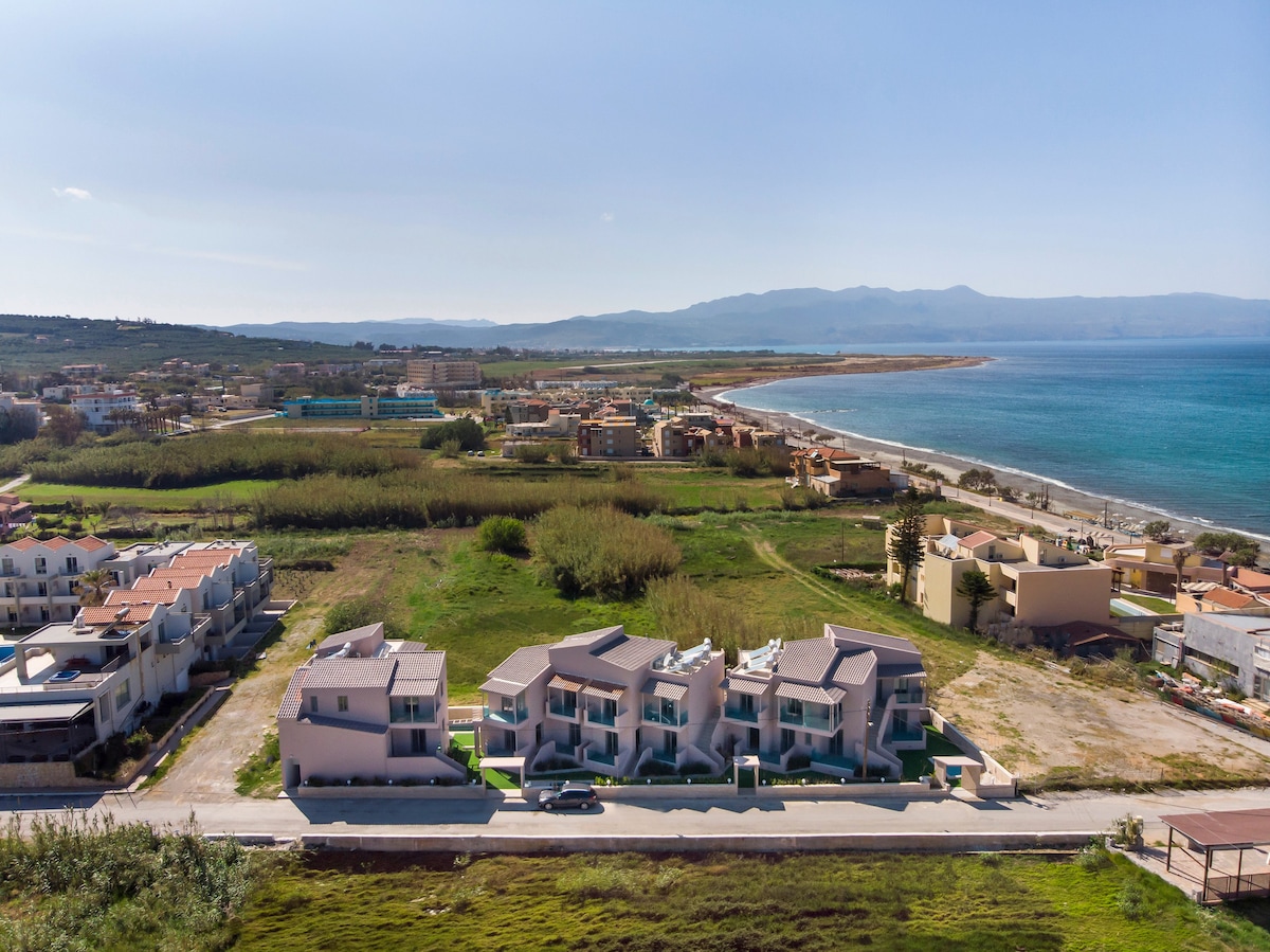 爱琴海海滩旁边的爱琴海微风豪华公寓
