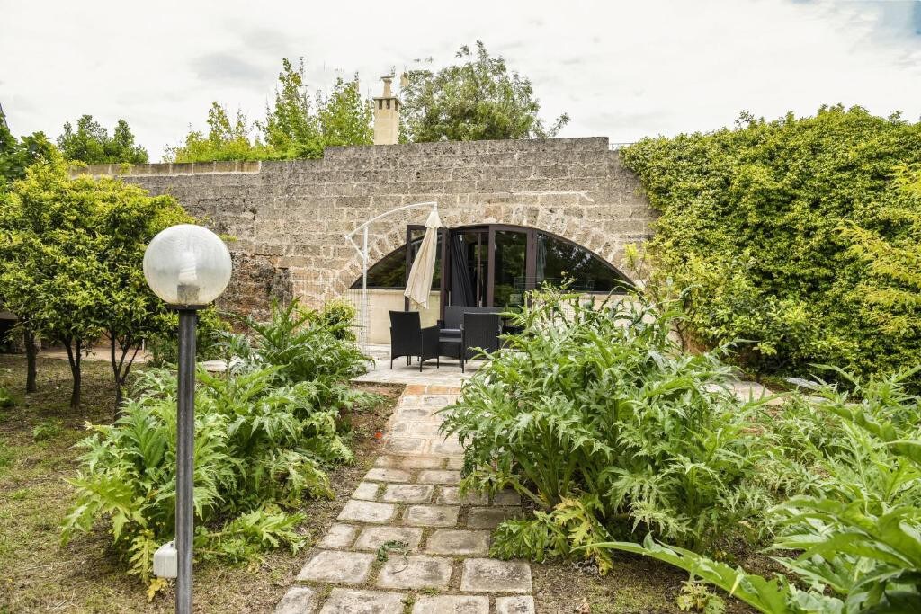 Casa MIRTO CON PISCINA ED IDROMASSAGGIO PRIVATO