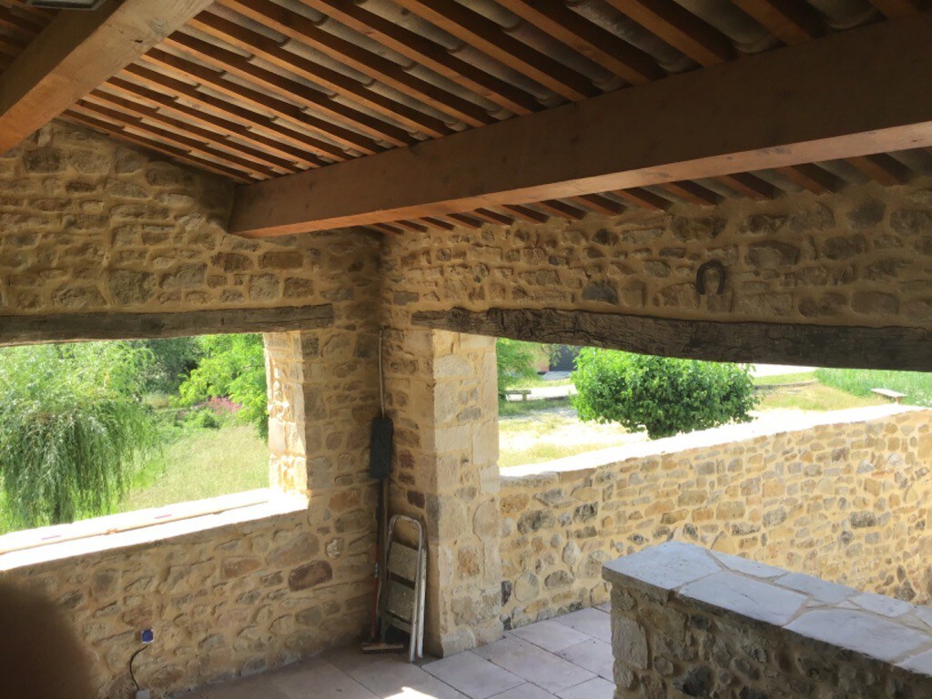 Sud Ardèche ：石屋、空调、2个露台