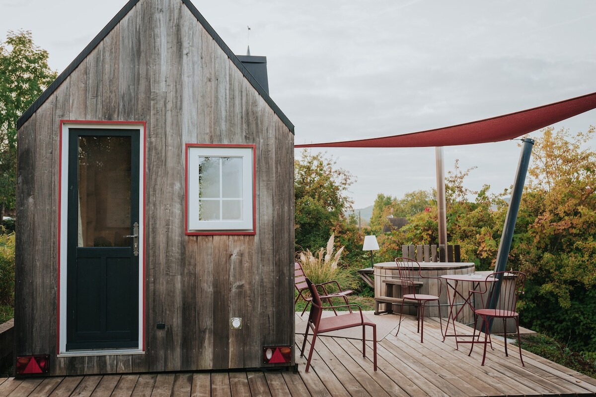 [Cabotte rouge] Tiny house avec bain nordique