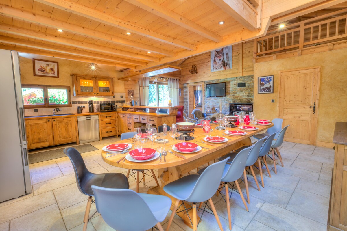 Chalet for 15pp ; spa, close to ski slopes