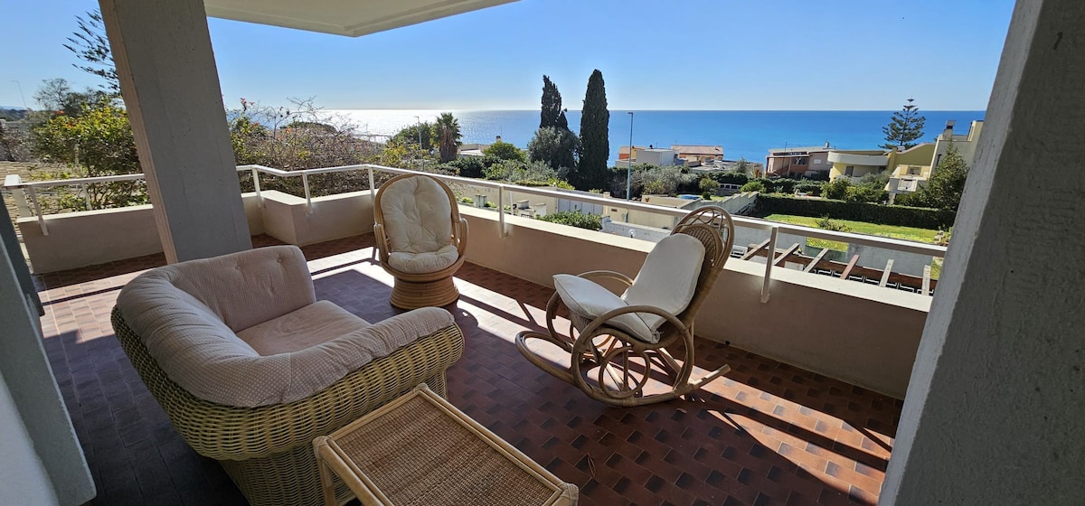 Villa Seaside, Margine Rosso,100 mt dal mare