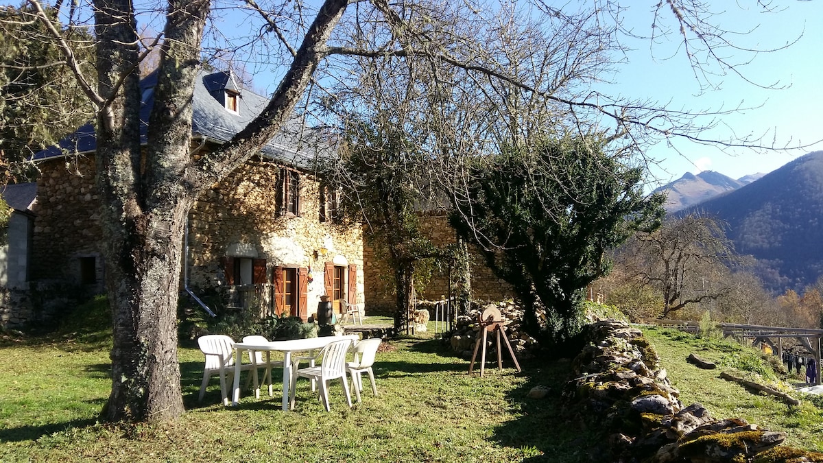 Maison montagne, jardin et vue panoramique