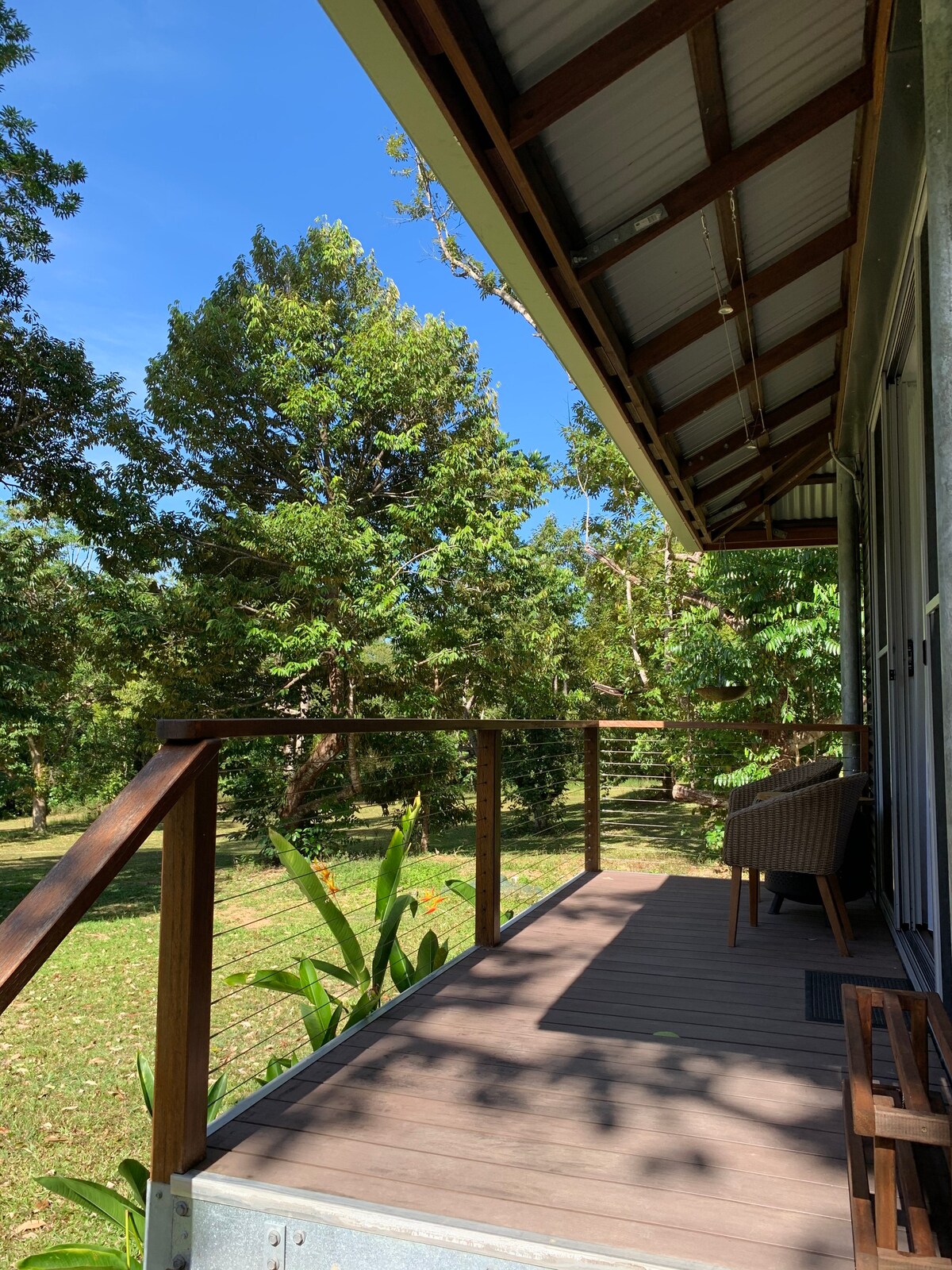 Noah Creek Glamping: Ochre Hut