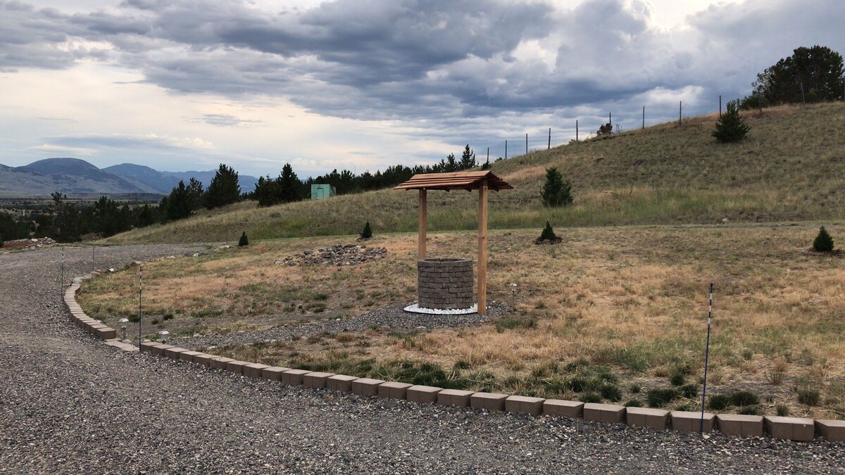 黄石大石公园（ Yellowstone Basecamp ） ，非常适合度过度度