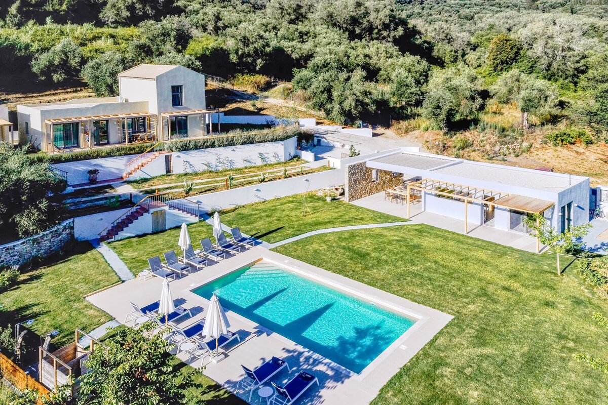 Kumquart Estate -最多可容纳20位房客，带私人游泳池