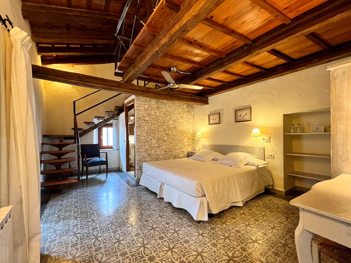 Deluxe Room in rural house from the XVI century