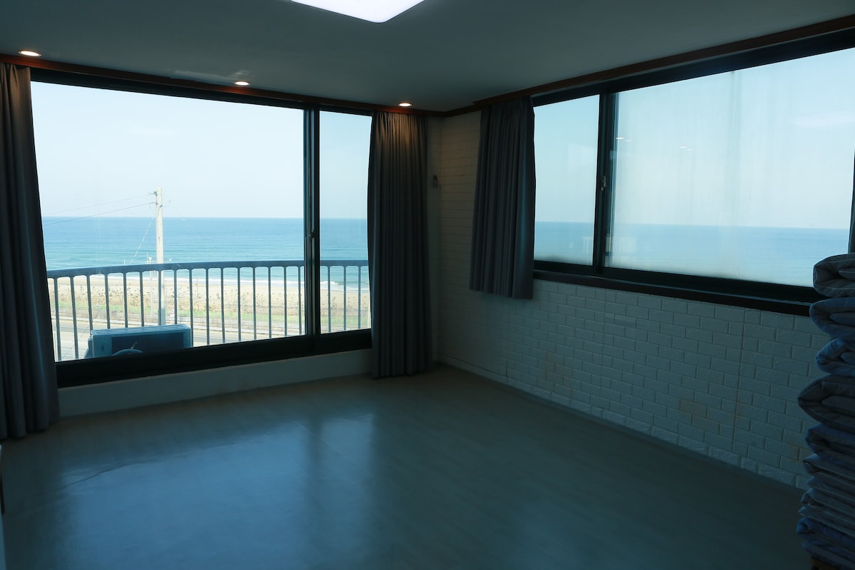 망상비치펜션 - Ocean View Ondol Suite (Pension)