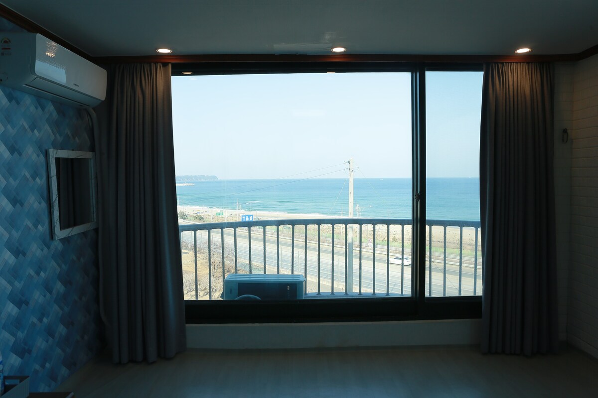 망상비치펜션 - Ocean View Ondol Suite (Pension)