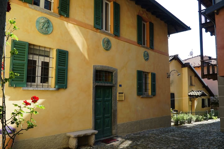 Castel San Pietro的民宿