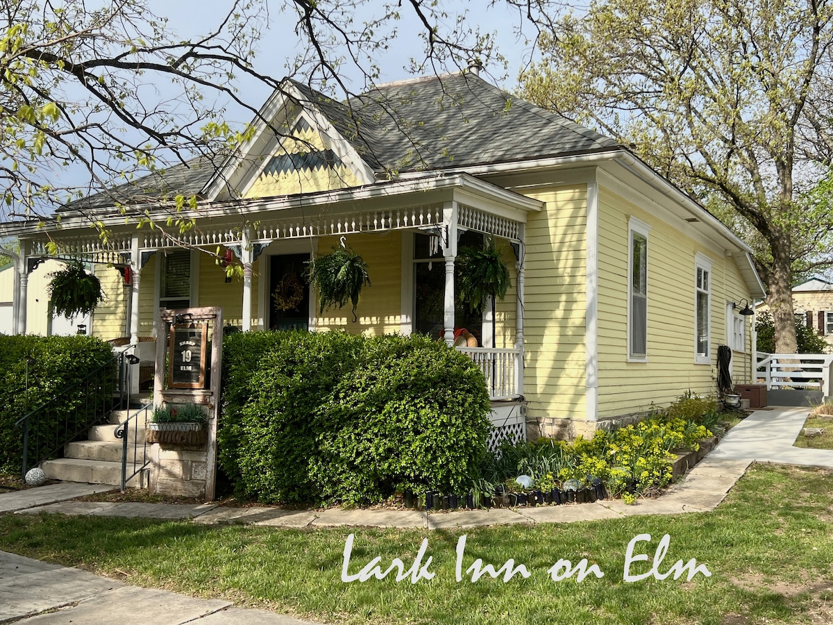 The Lark Inn on Elm