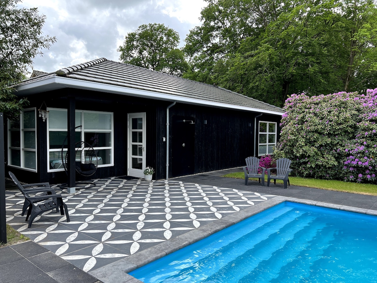 带户外桑拿房和夏季泳池的泳池小屋！