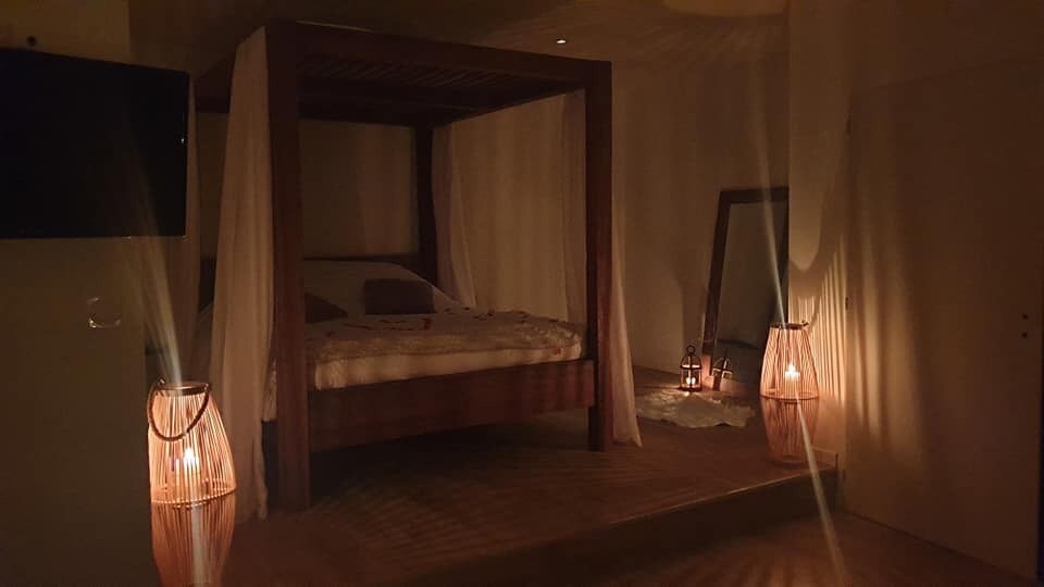 L'escapade Amoureuse avec jacuzzi & sauna privatif