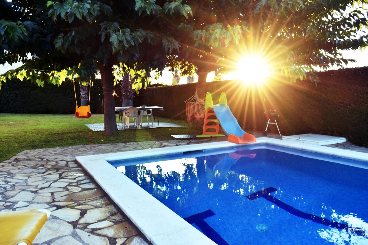 Anna's House with swimming pool - Relax and enjoy