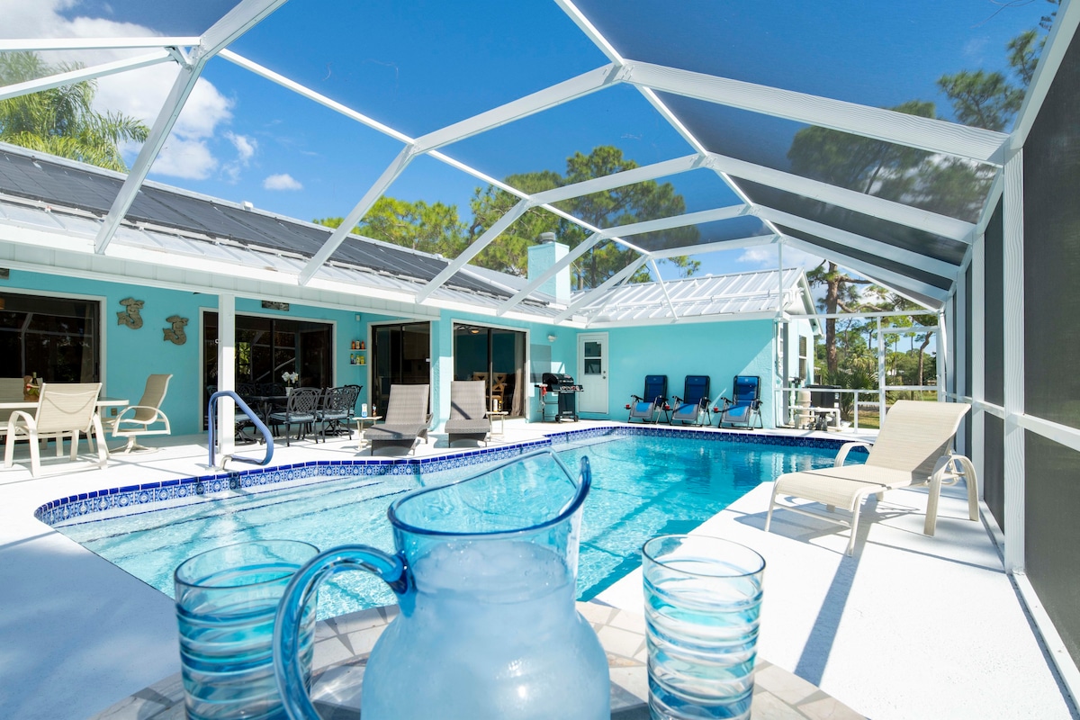 Secluded Yet Convenient > Heated | Saltwater Pool