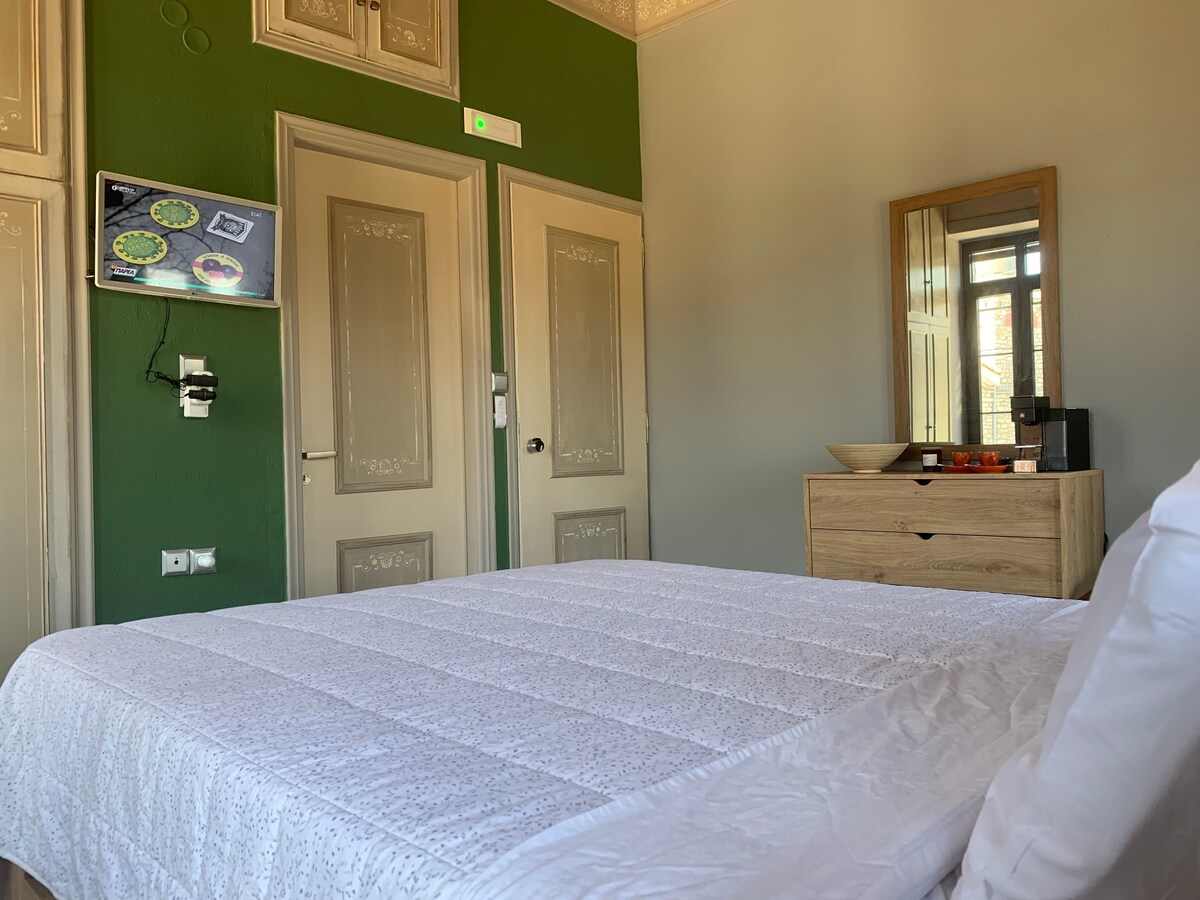 Helios Epirus- Traditional Guesthouse & Apartment