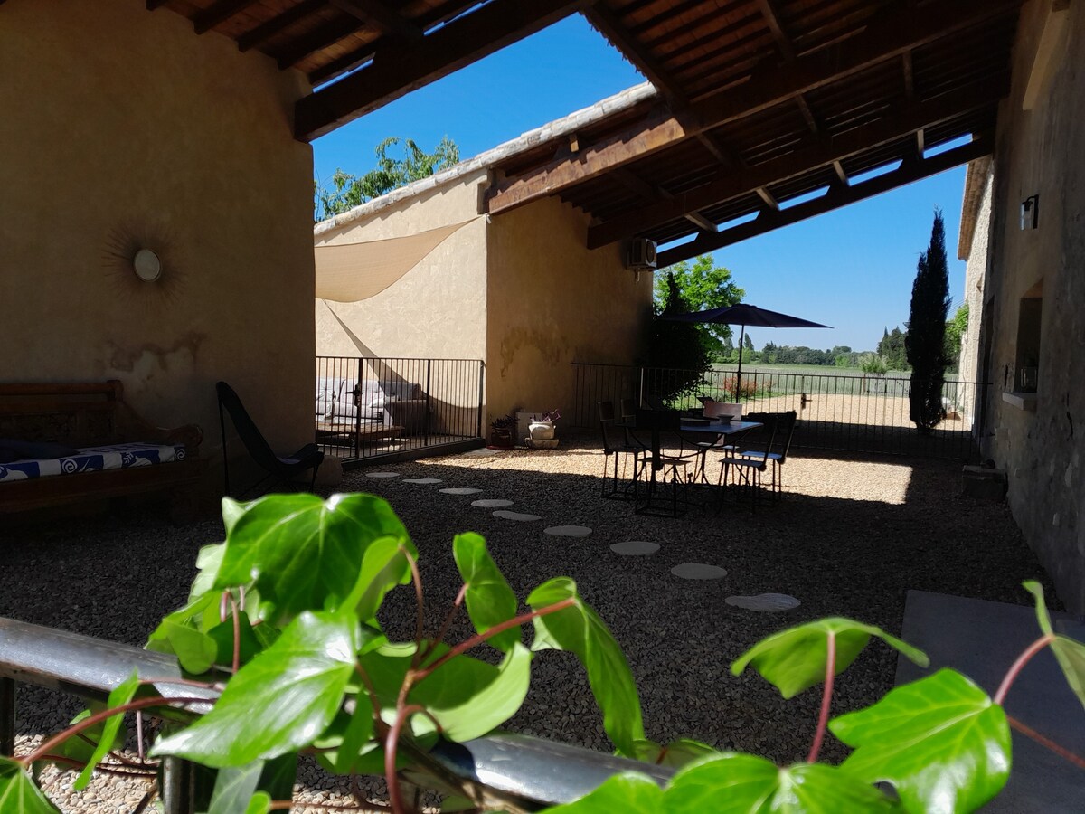 Mas de propriétaire Piscine chauffée Beaux espaces