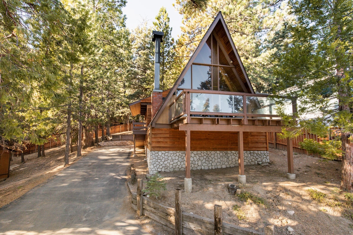 Wilderness Road A Frame Mountain Cabin