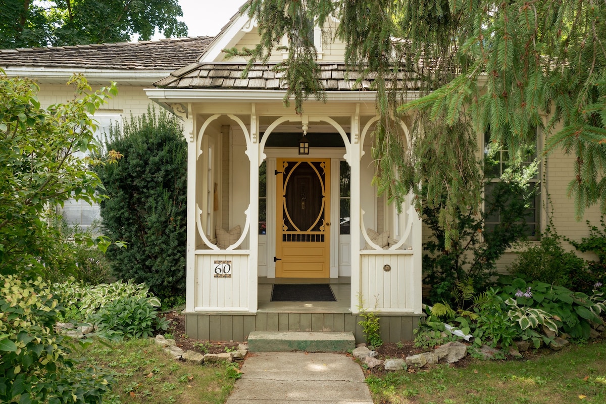 Elora Heritage House