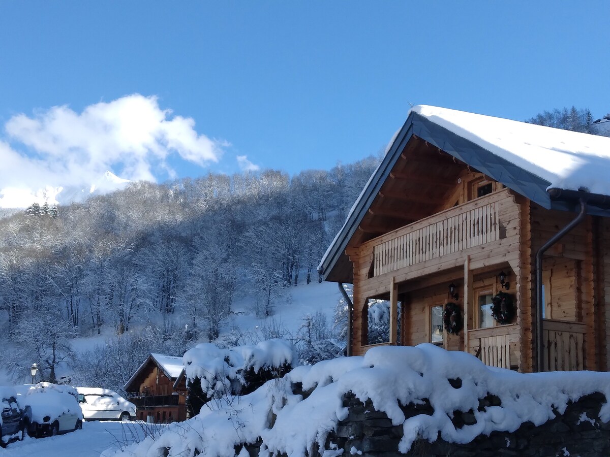 La Plagne Savoie花园度假木屋，景色迷人