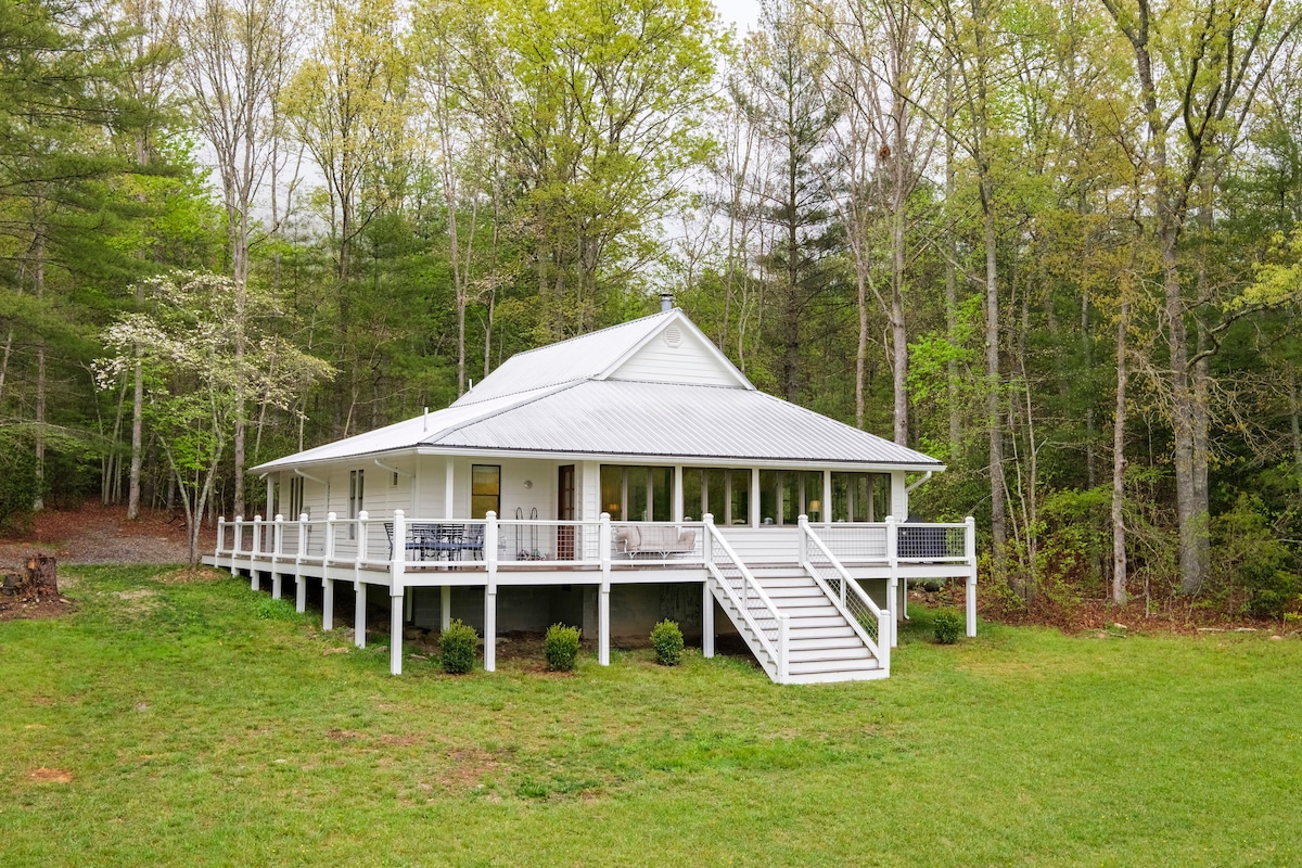 The Farmhouse at Bald Mtn Creek Farm-Pavilion, Pond