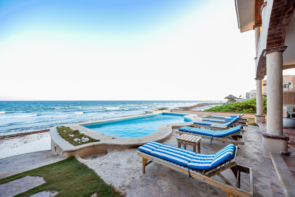 Fabulous Oceanfront Home with Pool & Private Chef