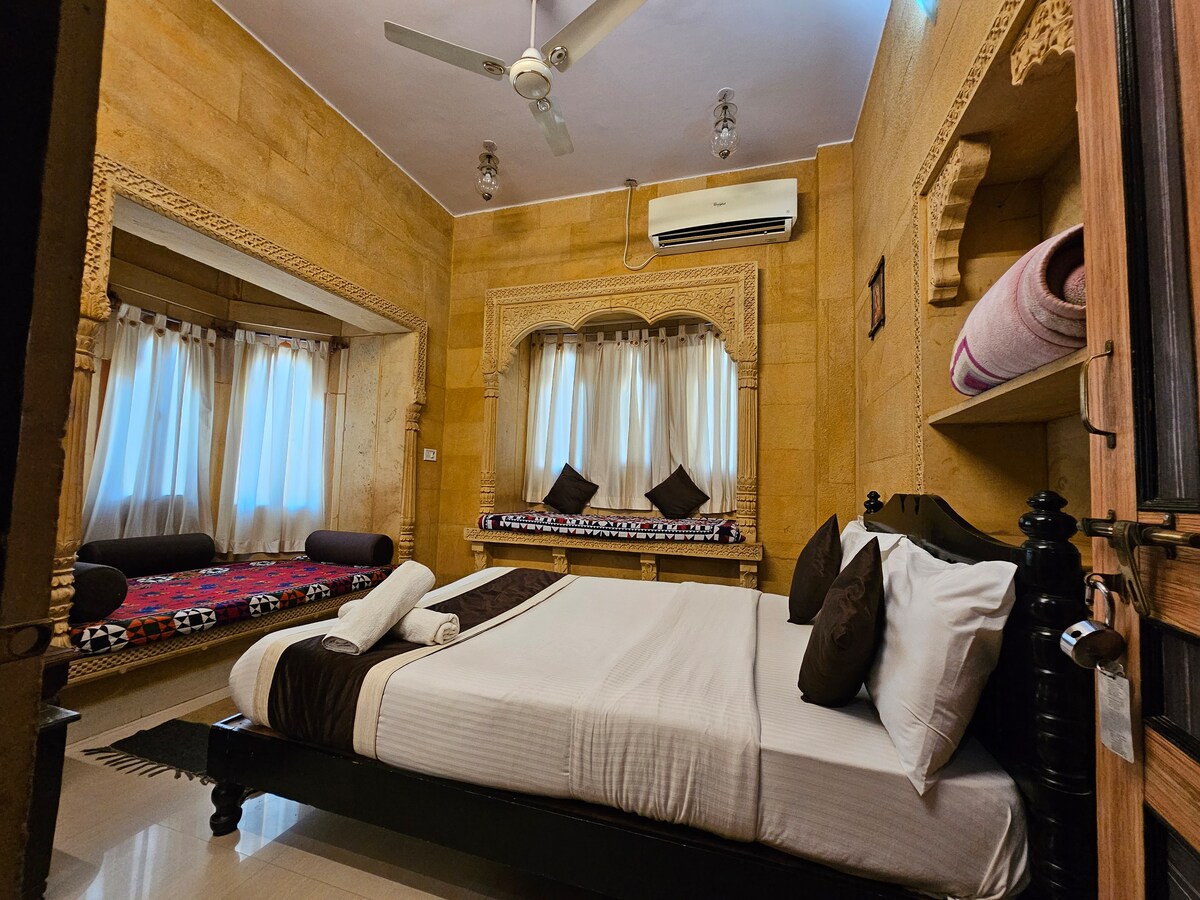 Royal Super Deluxe Room - Hotel Royal Haveli