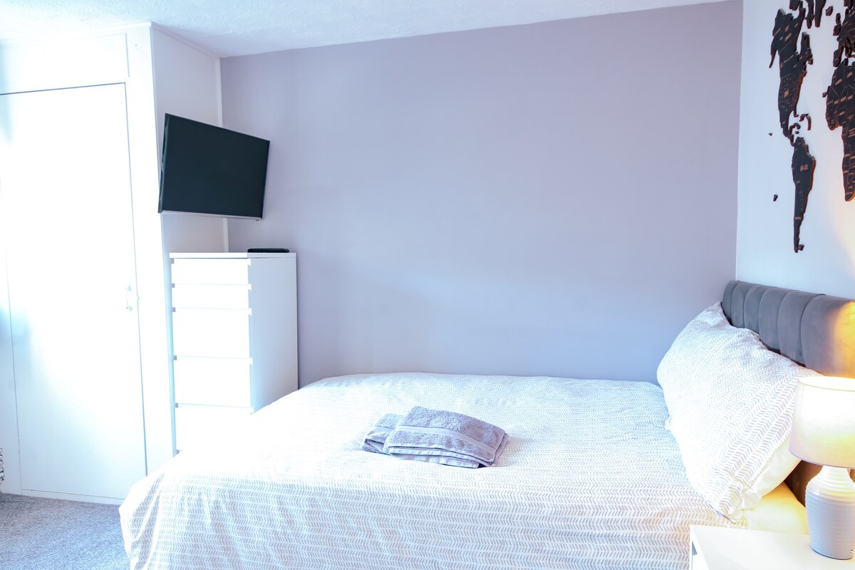 阿伦德尔（ Arundel ）现代双人床卧室