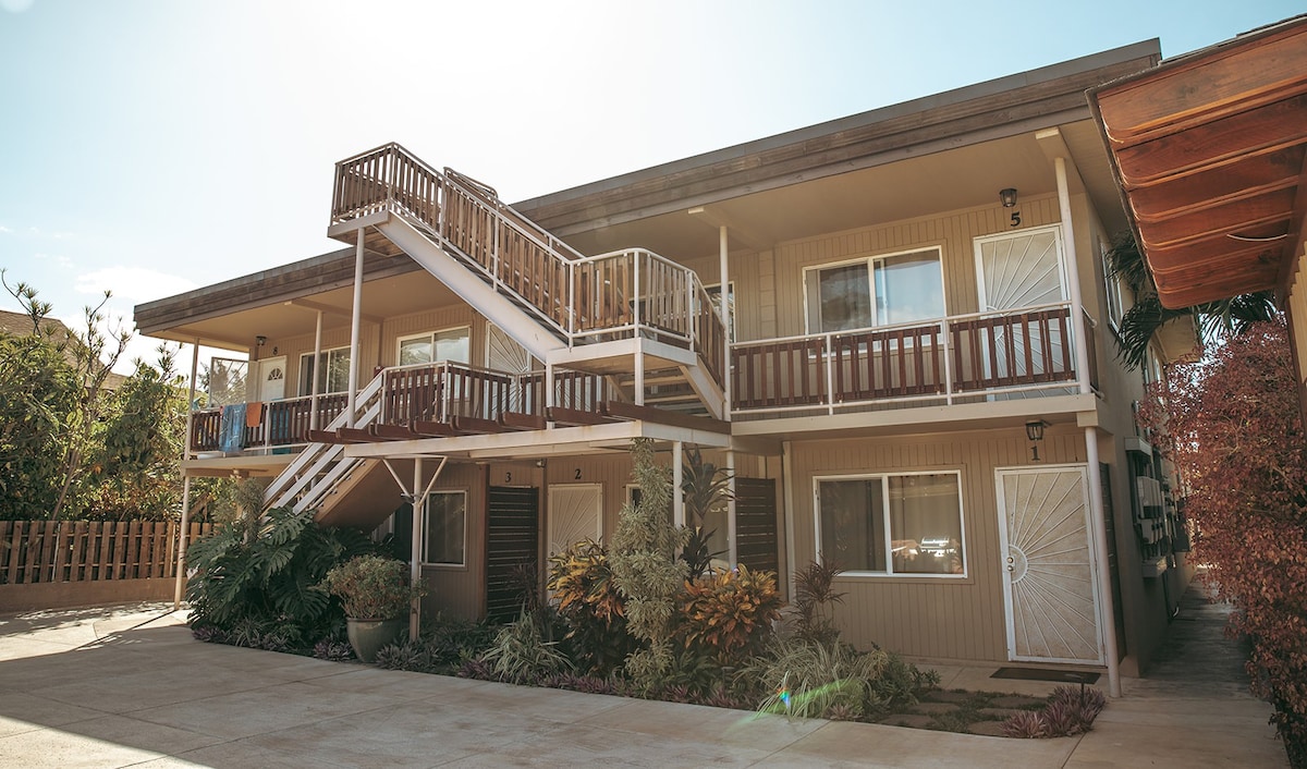 Steps to Maui's Charley Young Beach, Condo Apt #4