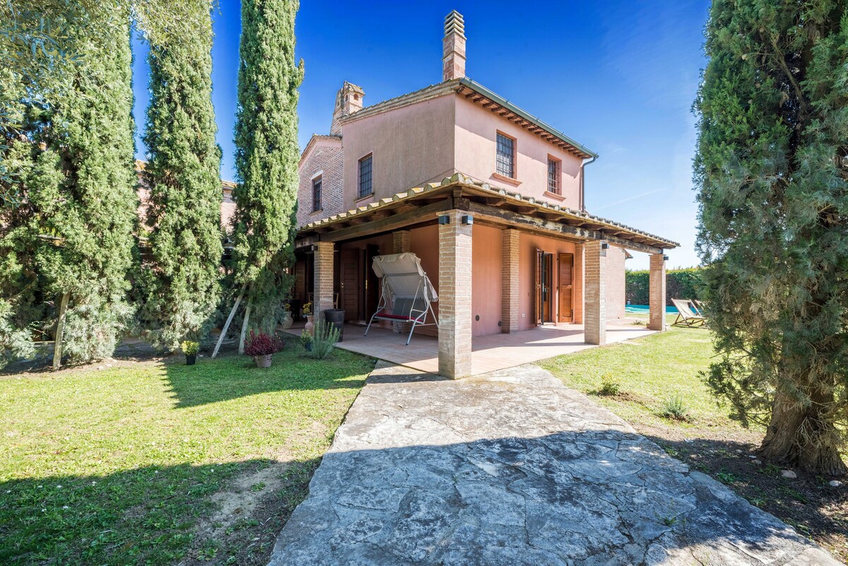 Tuscany Villa Girasole