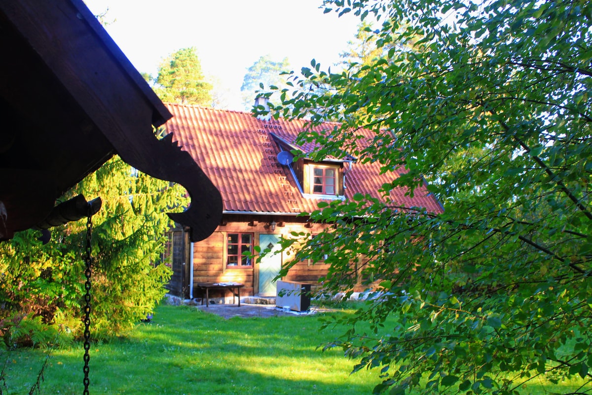 Bulhus in Gothem, near the sea - east Gotland