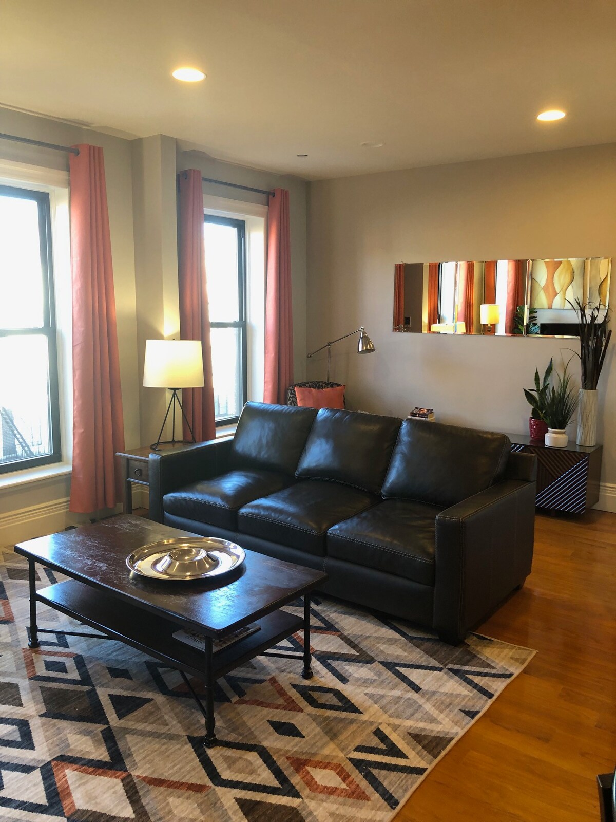 Lefferts Bliss apartment. Starting $129 per nite
