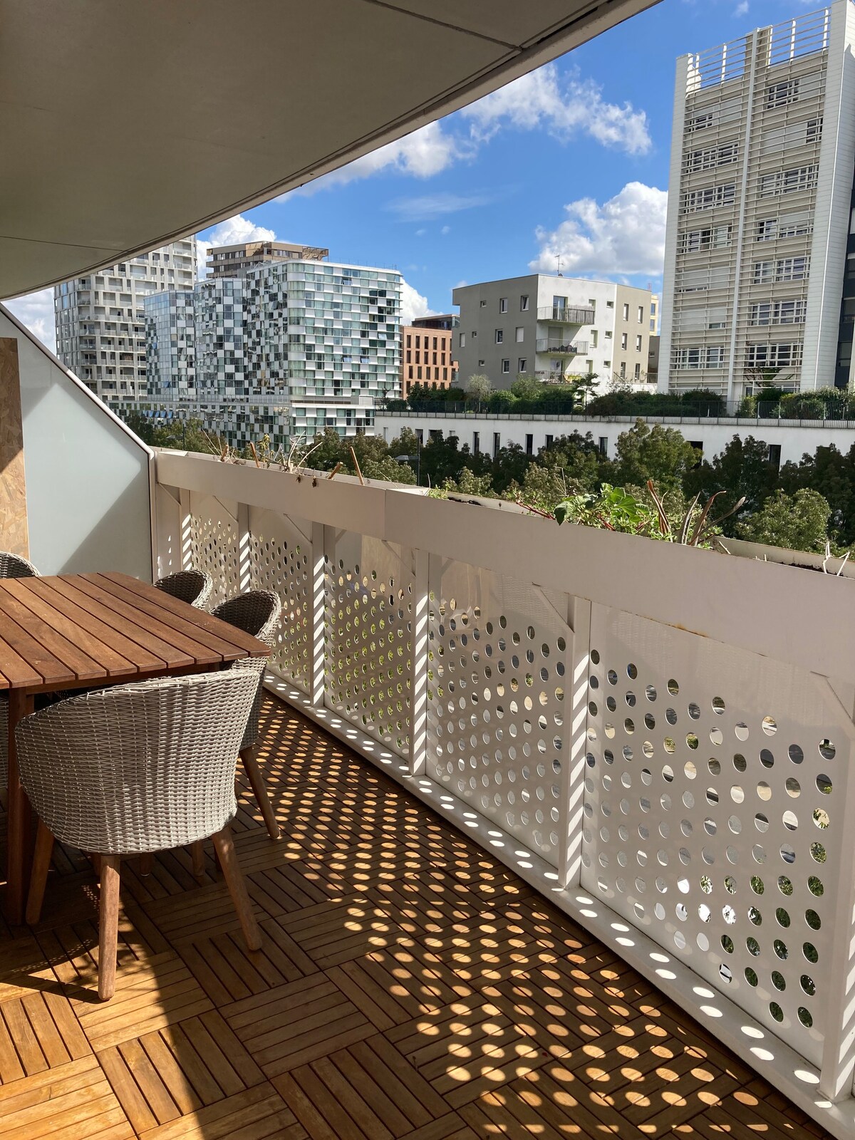 Appartement idéalement situé avec balcon