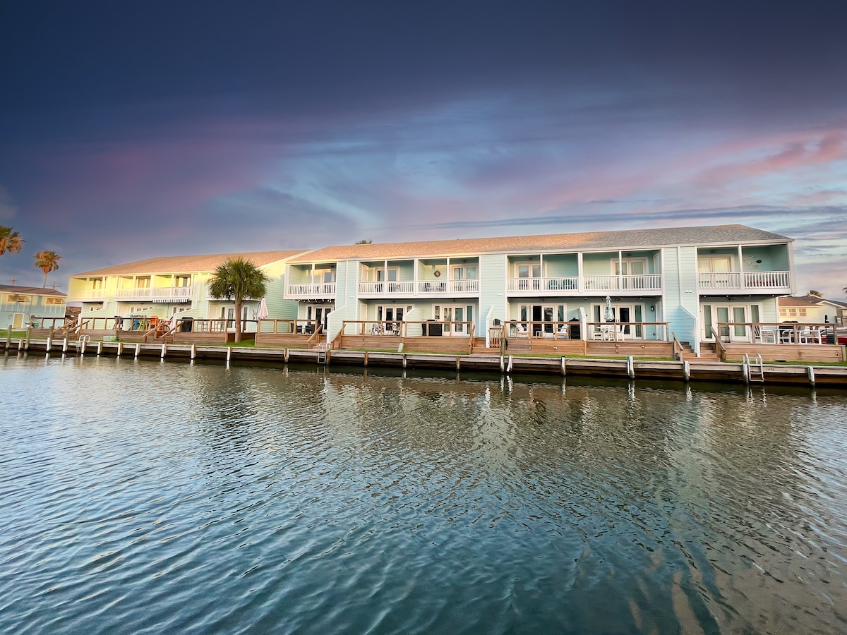 Luxury Waterfront in Rockport *View+Boat Slip*