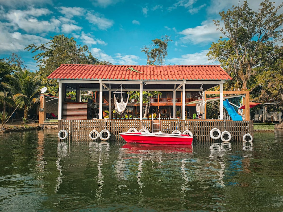 ❂ Casa Shekina frente al Castillo San Felipe