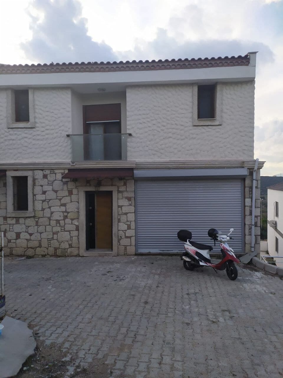 3+1 Müstakil Villa Çeşmeye  10 dk. denize 15 dk.